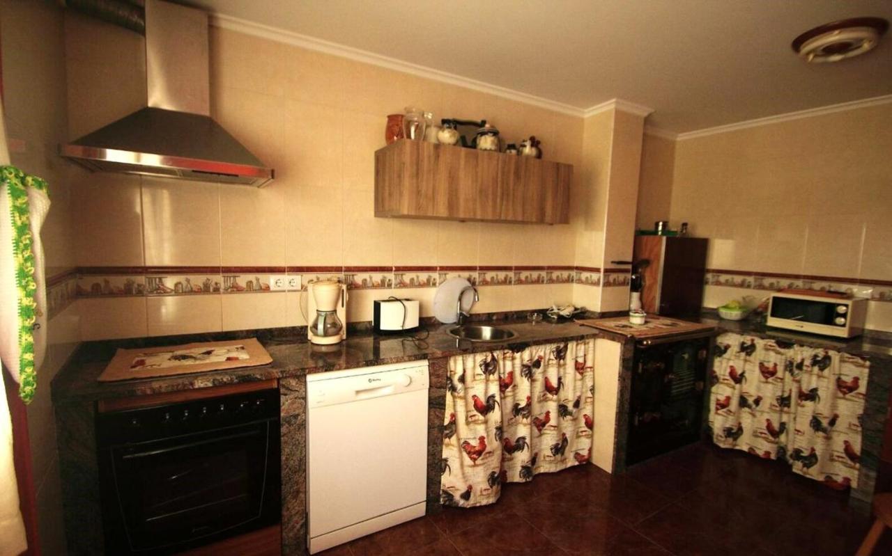 3 Bedrooms House With Furnished Terrace And Wifi At Ovinana 库迪列罗 外观 照片