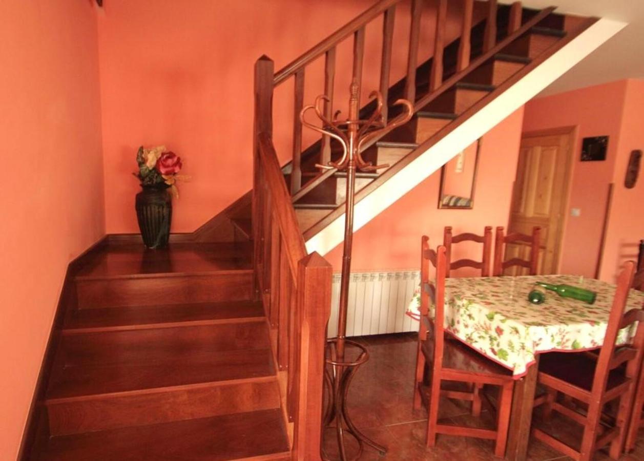 3 Bedrooms House With Furnished Terrace And Wifi At Ovinana 库迪列罗 外观 照片
